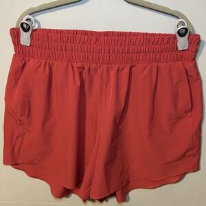 Under Armour Women's Flex Woven 5” Shorts Size 1X Color Red